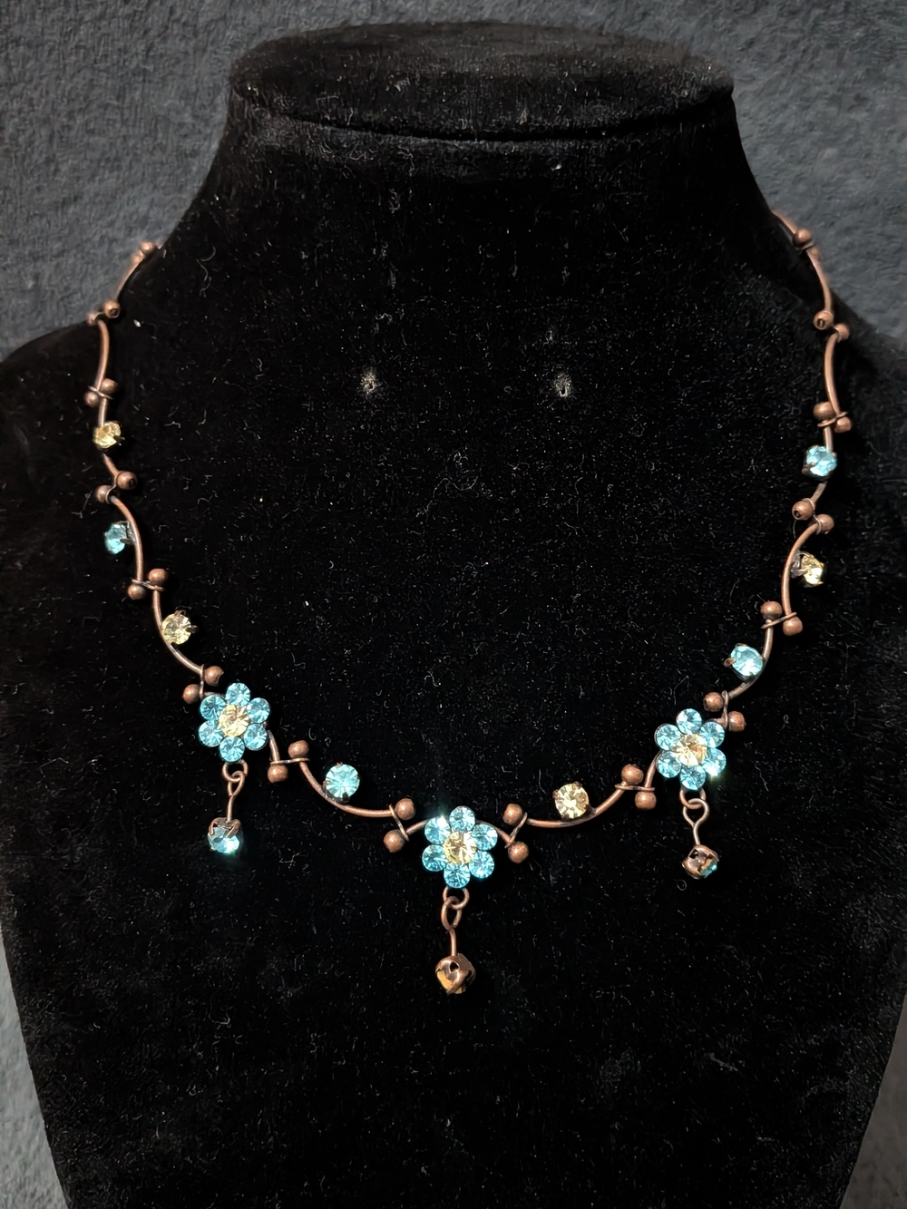 Vintage Blue Crystal Flower Necklace